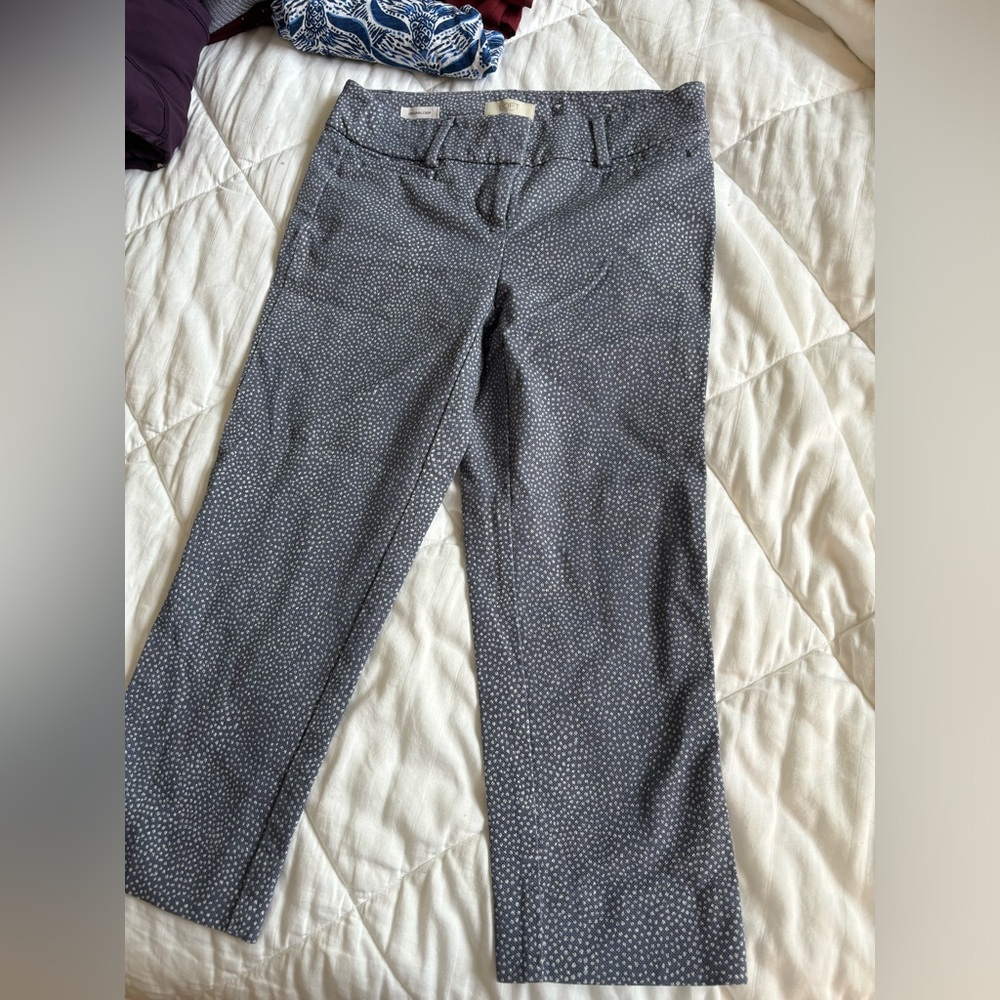 BLUE DOT LOFT CROPPED CHINOS